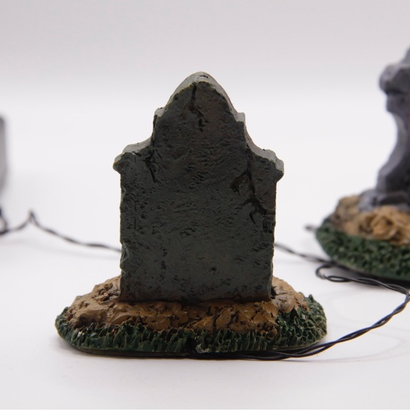 Lemax Spooky Town Halloween Backlit Tombstones Accessories Tested Works Retired - Picture 8 of 15